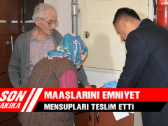 Maaşlarını Emniyet Mensupları Teslim Etti